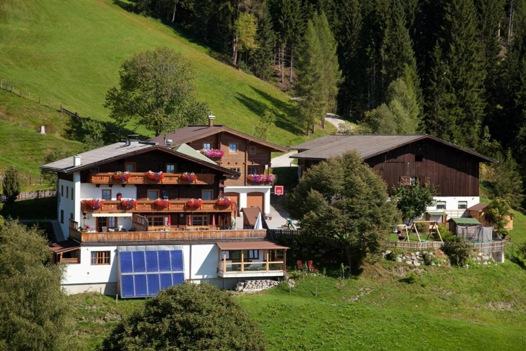 Berggasthof-Ferienbauernhof Habersatt อัลเทนมาร์คท์ อิม พองเงา ภายนอก รูปภาพ